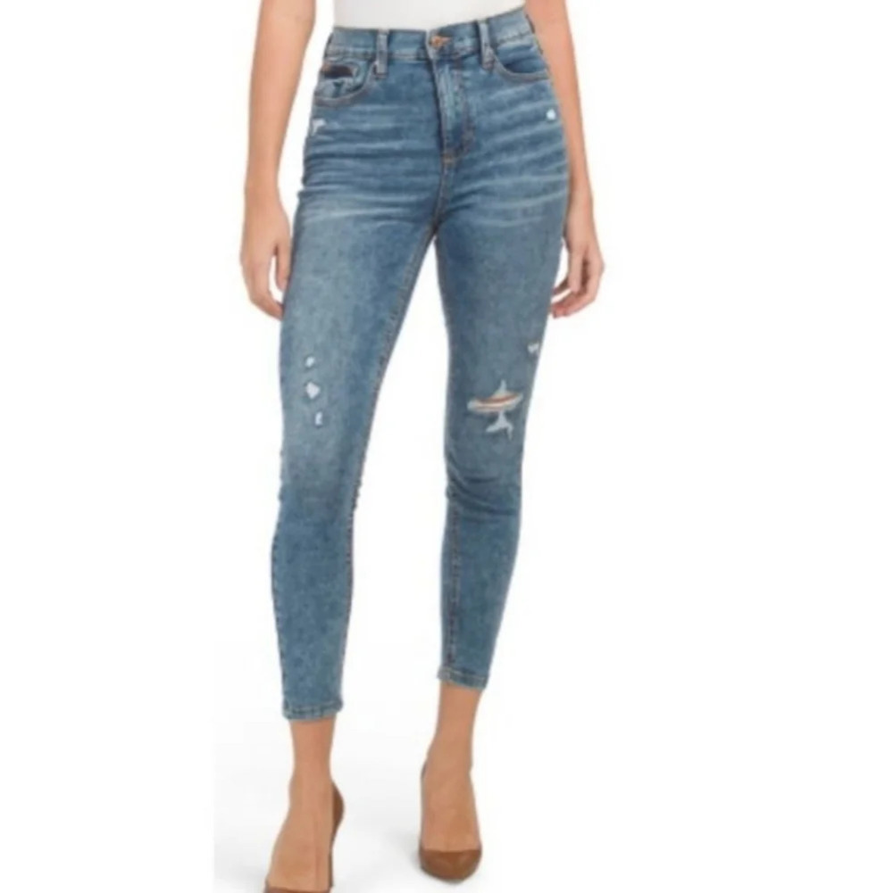Celebrity Pink The Spice Hi-Rise Distressed Skinny Jeans Size Junior's 5